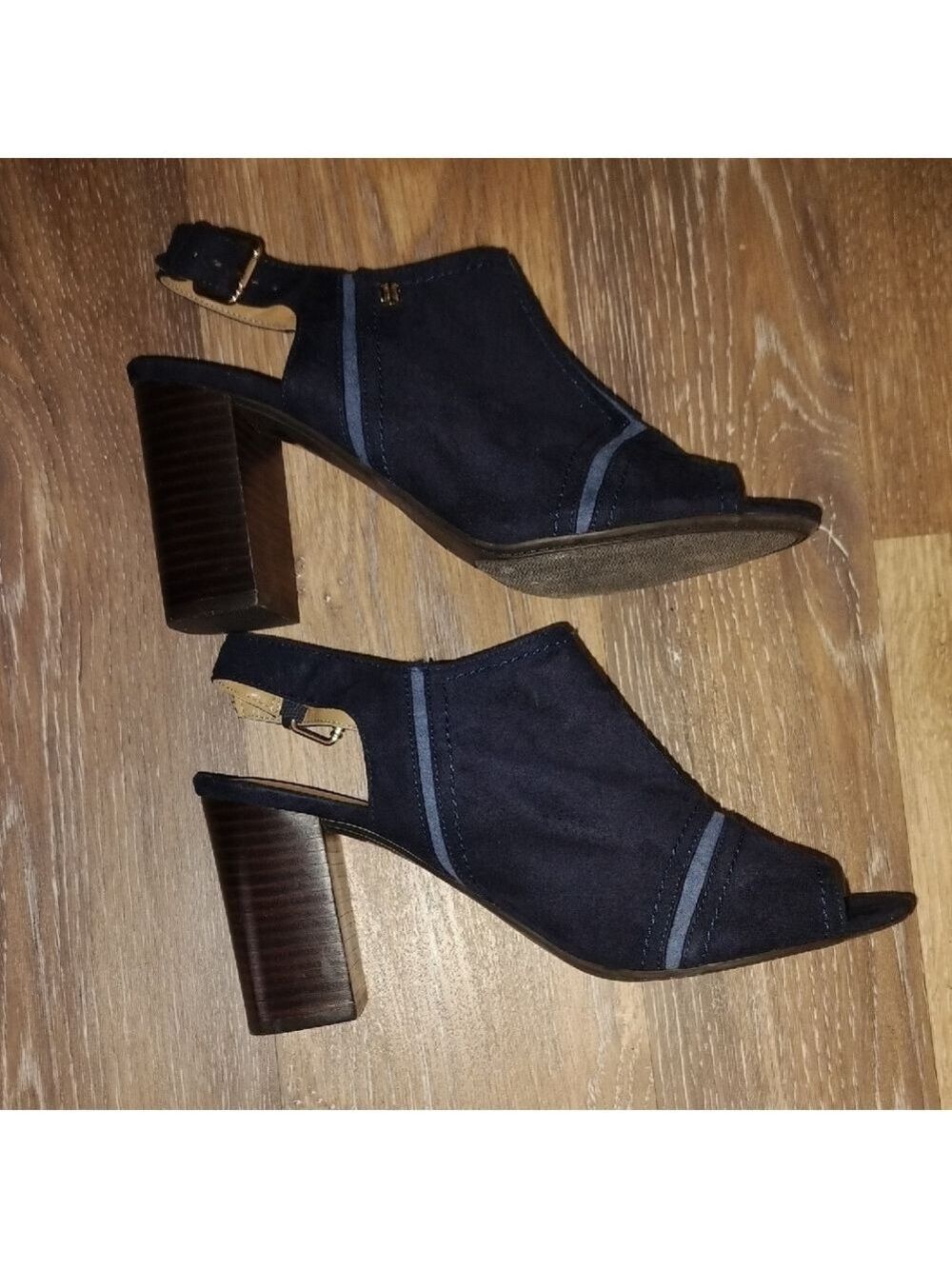Tommy Hilfiger Blue Slingback Heels Asymmetrical Design - Picture 7 of 7